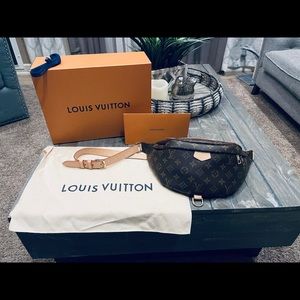 2020 Louis Vuitton Bum Bag